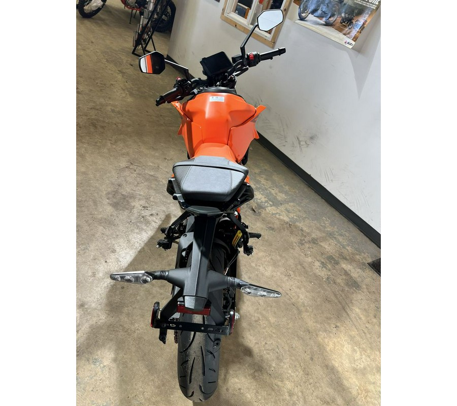 2024 KTM Duke 390