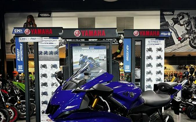 2025 Yamaha YZF-R7