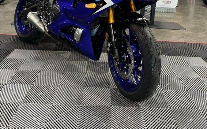 2025 Yamaha YZF-R7