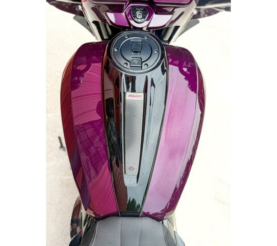 2025 Harley-Davidson® CVO™ Street Glide® Poison Berry