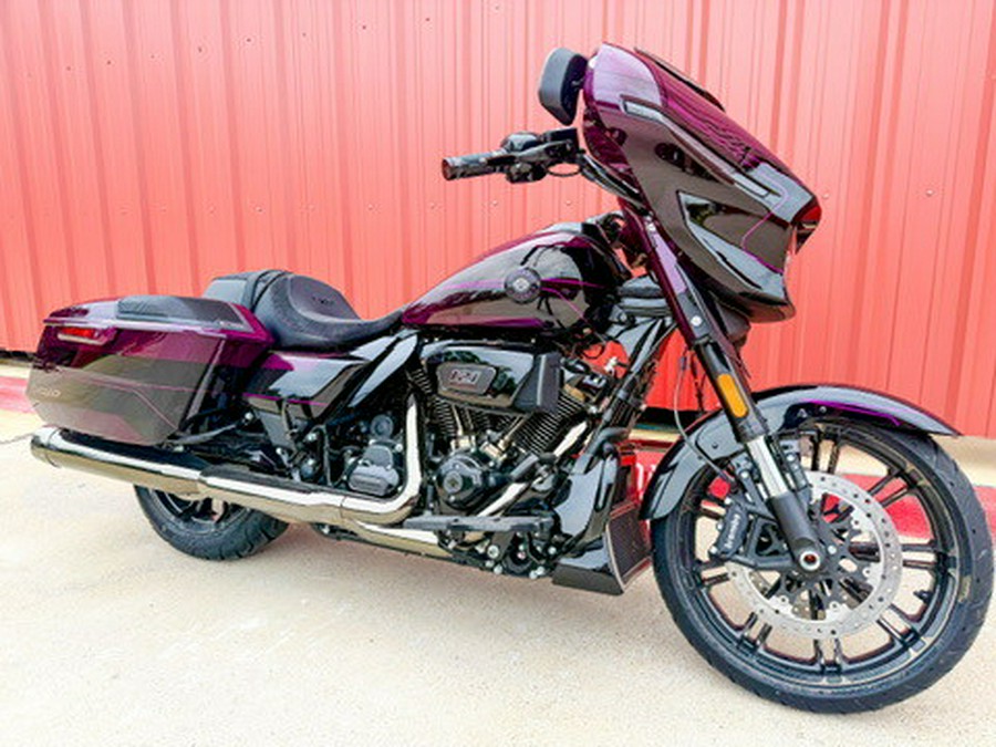 2025 Harley-Davidson® CVO™ Street Glide® Poison Berry