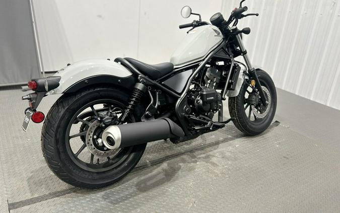 2026 Honda Rebel 300 E-Clutch