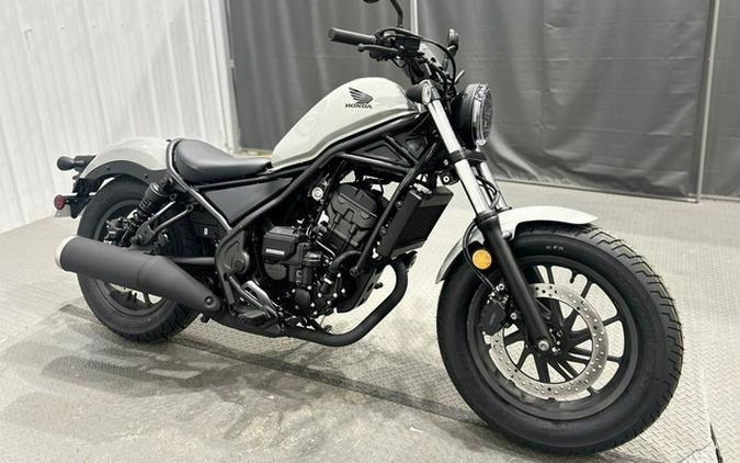 2026 Honda Rebel 300 E-Clutch