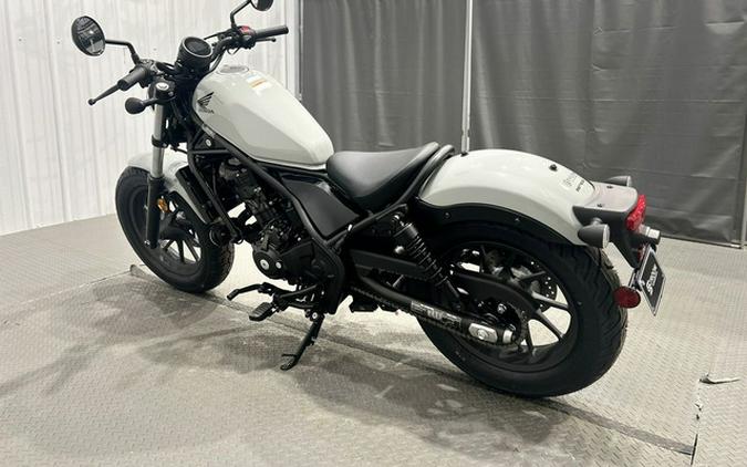 2026 Honda Rebel 300 E-Clutch