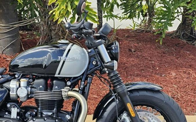 2024 Triumph Bonneville Bobber Jet Black/Ash Gray