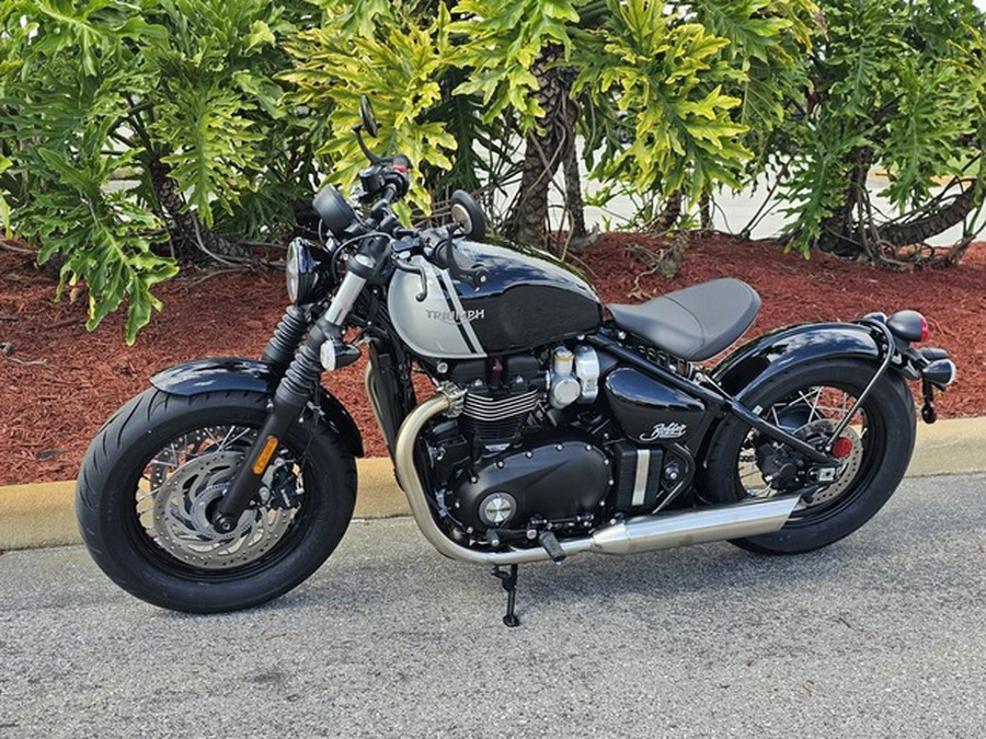 2024 Triumph Bonneville Bobber Jet Black/Ash Gray