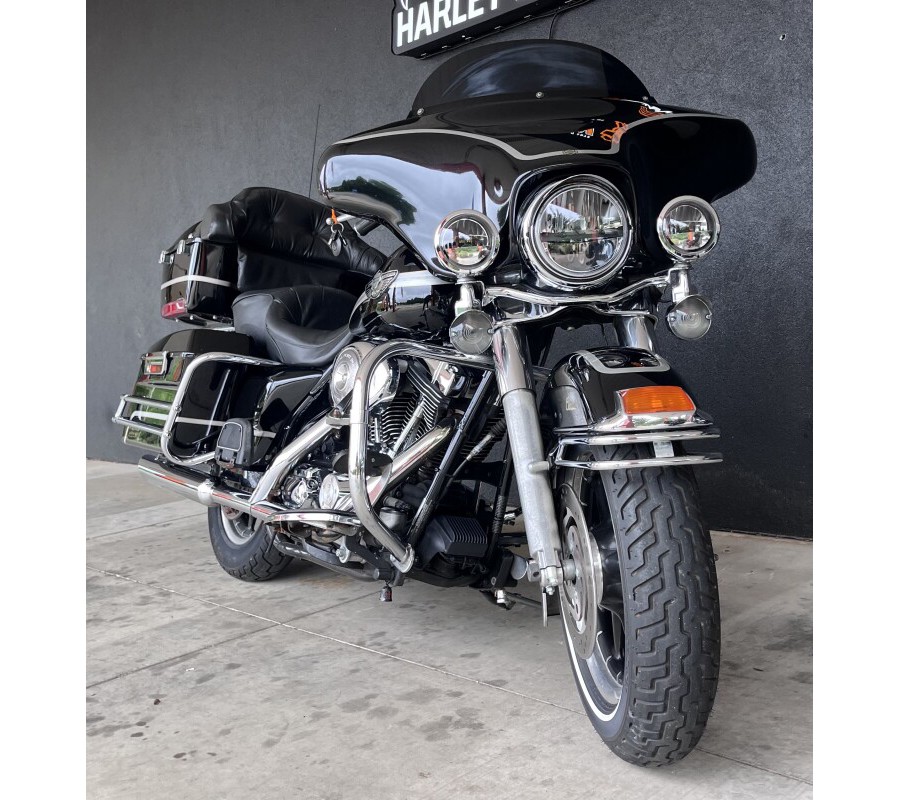 2003 Harley-Davidson Electra Glide® Classic VIVID BLACK