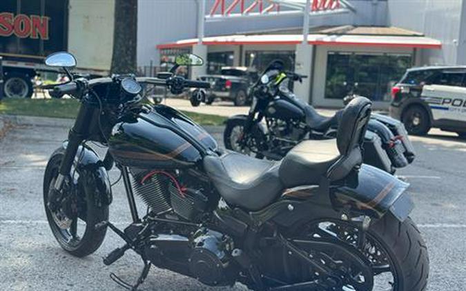 2016 Harley-Davidson CVO™ Pro Street Breakout®