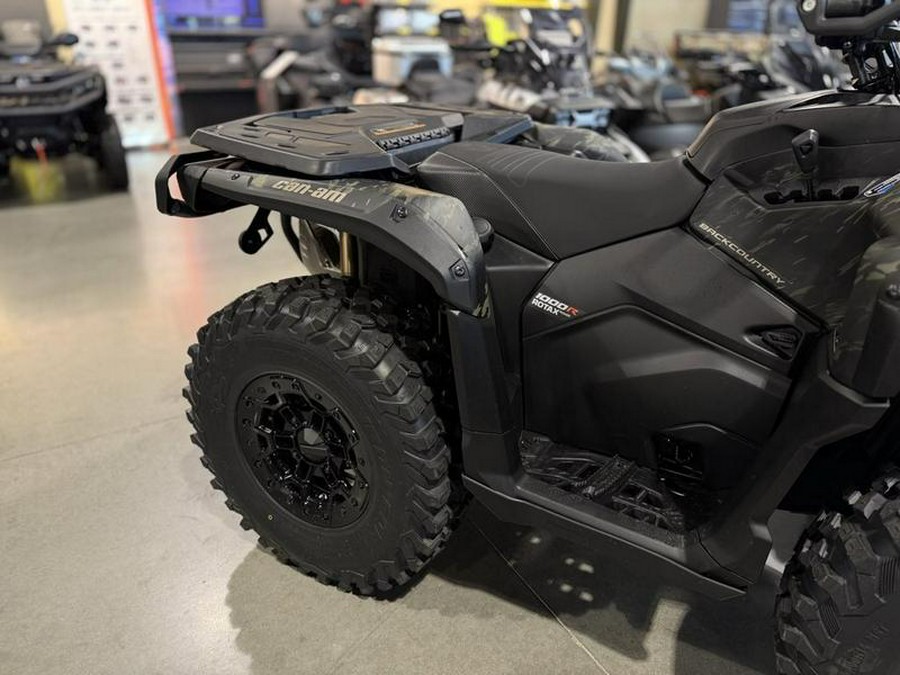 2026 Can-Am® Outlander Backcountry 1000R Multicam Dark Camo