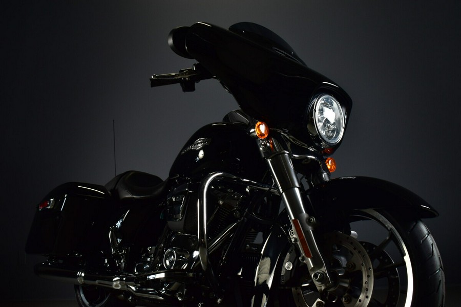 2023 Harley-Davidson Street Glide