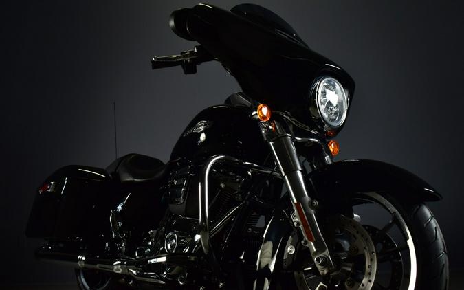 2023 Harley-Davidson Street Glide