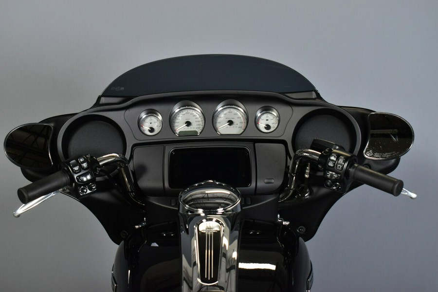 2023 Harley-Davidson Street Glide