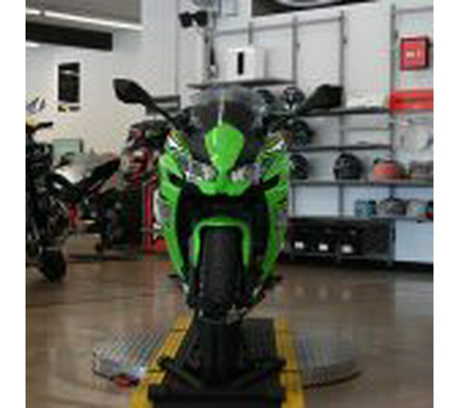 2025 Kawasaki Ninja 650 KRT