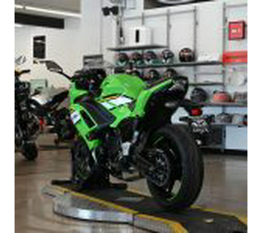 2025 Kawasaki Ninja 650 KRT