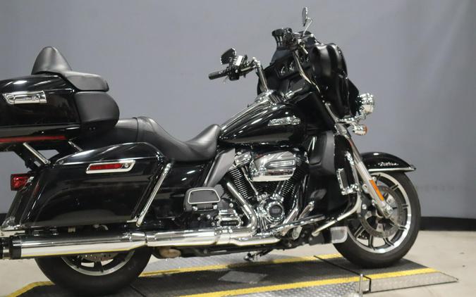 2018 Harley-Davidson Electra Glide Ultra Classic Vivid Black