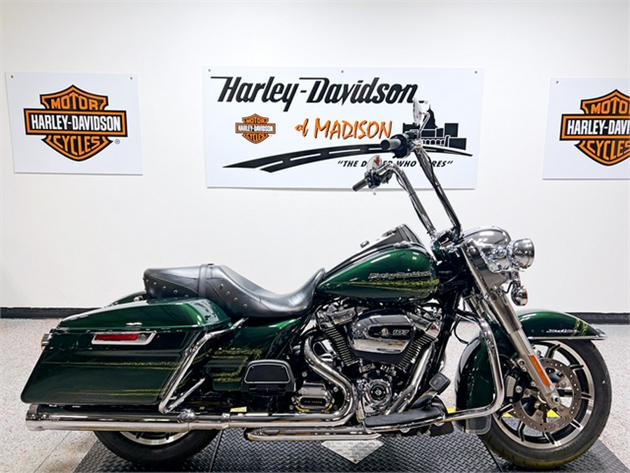 2019 Harley-Davidson ROAD KING FLHR 26,594 MILES KINETIC GREEN