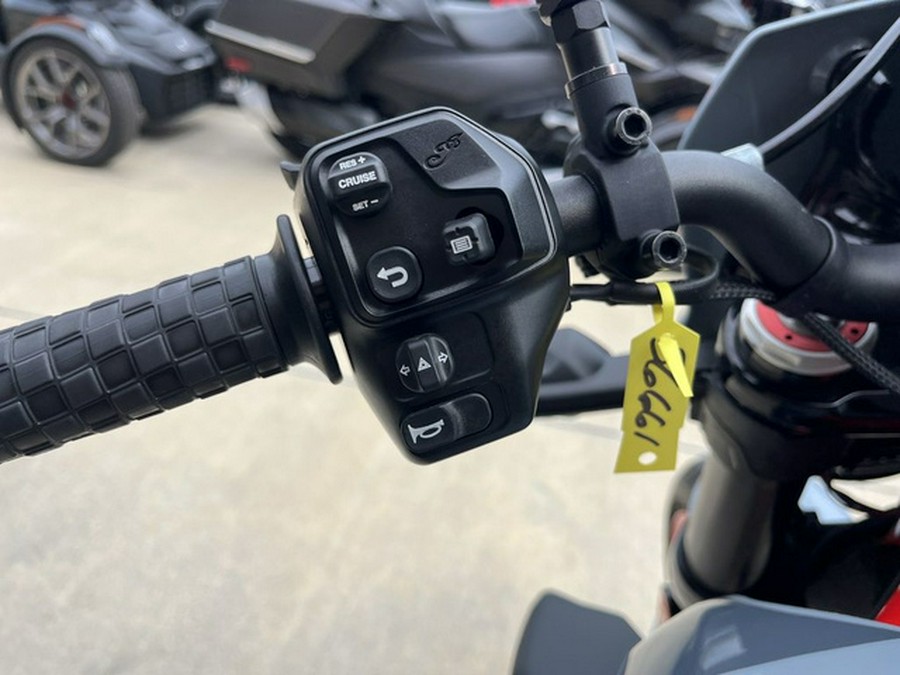 2024 Indian FTR Sport Storm Gray/Red