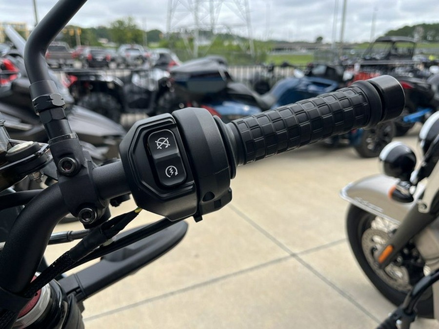 2024 Indian FTR Sport Storm Gray/Red