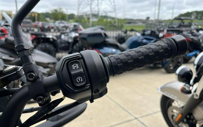 2024 Indian FTR Sport Storm Gray/Red