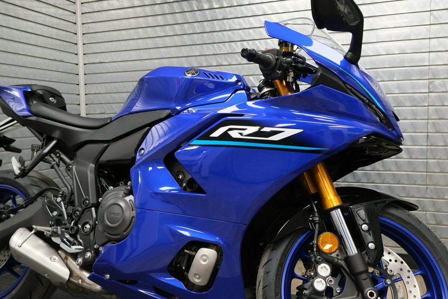 2026 YAMAHA YZF-R7