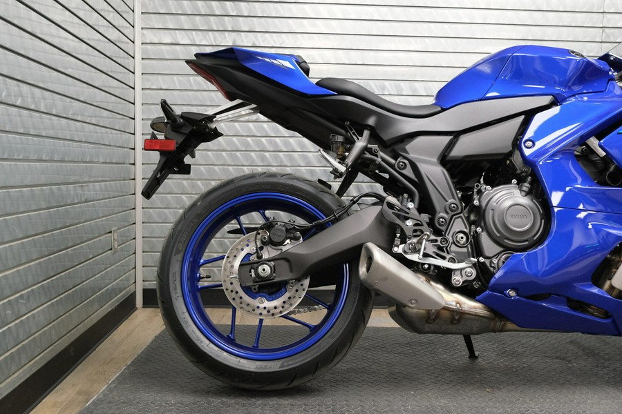 2026 YAMAHA YZF-R7