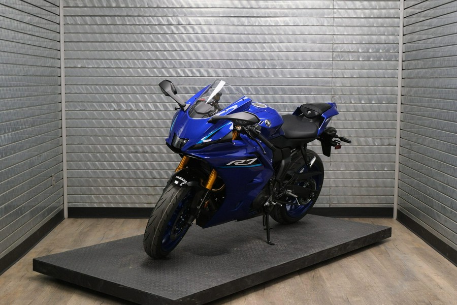 2026 YAMAHA YZF-R7