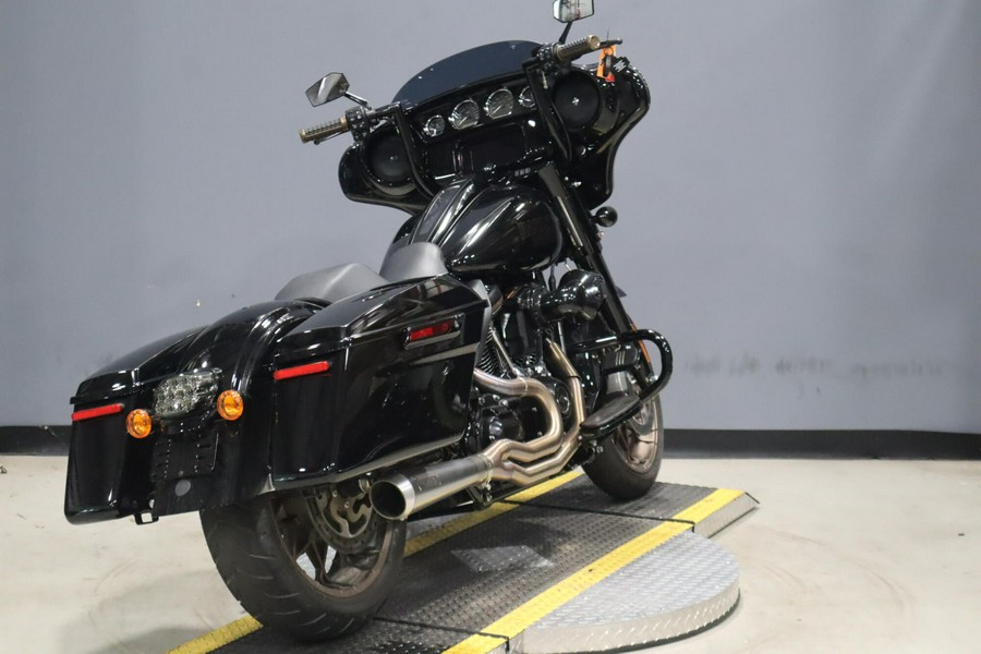 2022 Harley-Davidson Street Glide ST Vivid Black