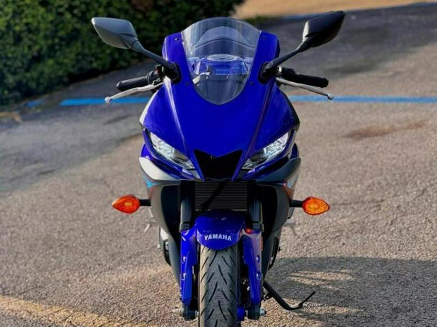 2024 Yamaha YZF-R3 ABS