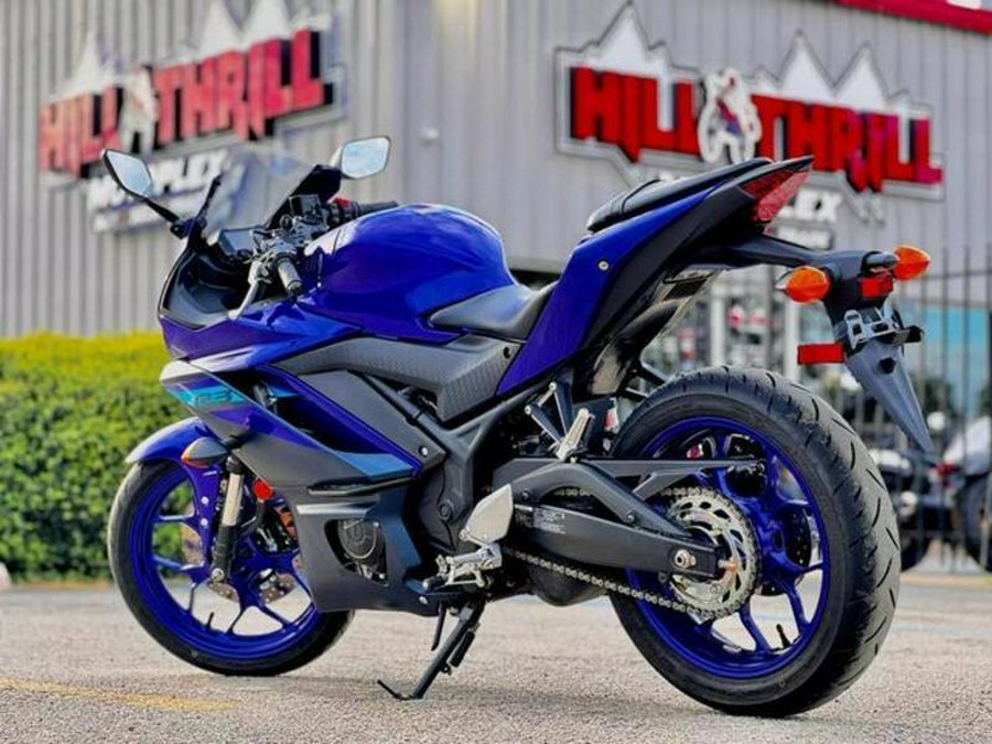 2024 Yamaha YZF-R3 ABS