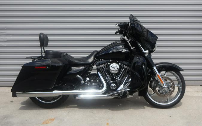 2015 Harley-Davidson Cvo Street Glide Special