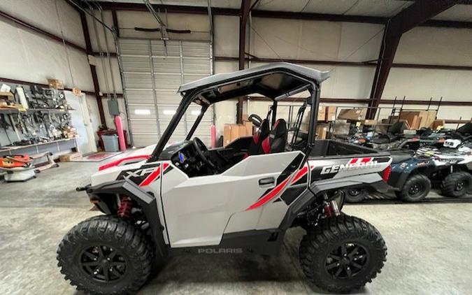 2025 Polaris GENERAL® XP 1000 Sport GHOST GRAY