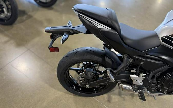2026 Kawasaki Ninja® 650 ABS