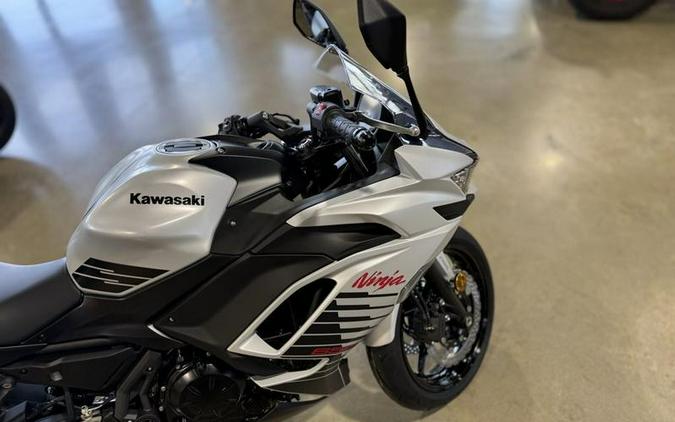 2026 Kawasaki Ninja® 650 ABS