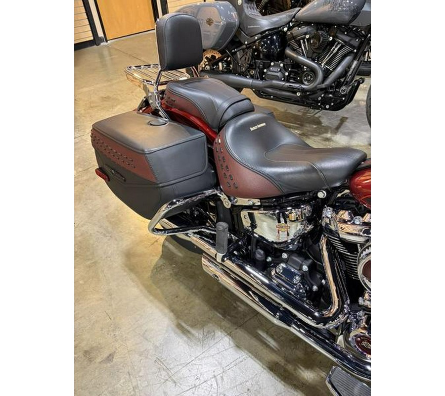 2023 Harley-Davidson® FLHCSANV - Heritage Classic Anniversary Edition