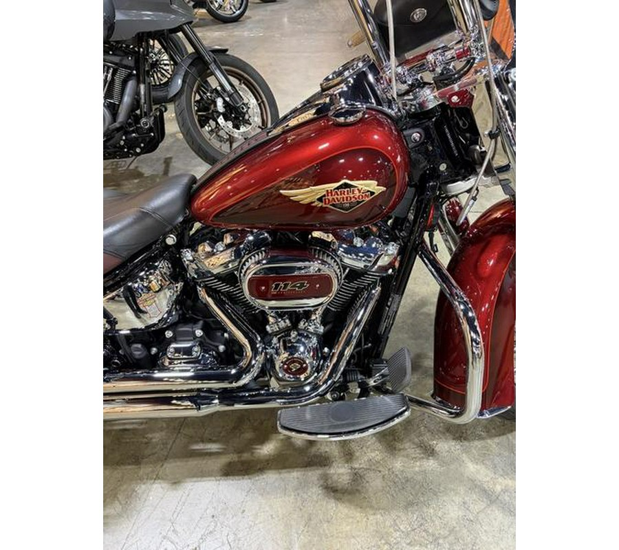 2023 Harley-Davidson® FLHCSANV - Heritage Classic Anniversary Edition