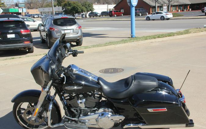 2023 Harley-Davidson Street Glide