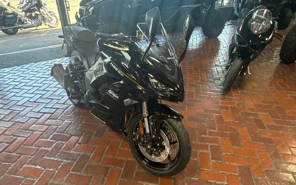 2026 Kawasaki Ninja® 1100SX ABS