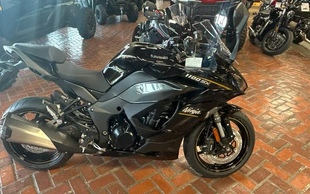 2026 Kawasaki Ninja® 1100SX ABS