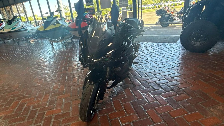 2026 Kawasaki Ninja® 1100SX ABS