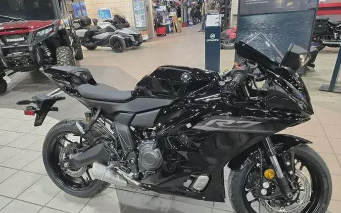 2026 YAMAHA YZF-R7