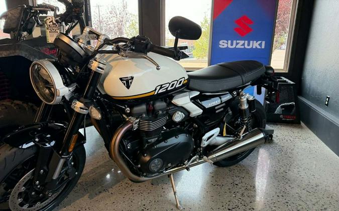 2024 Triumph Speed 400 Phantom Black Storm Grey