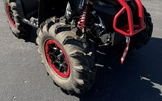2026 Can-Am Renegade X Mr 1000 R Hyper Silver & Legion Red