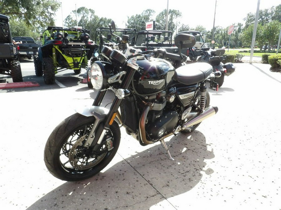 2022 Triumph Street Twin Jet Black Jet Black