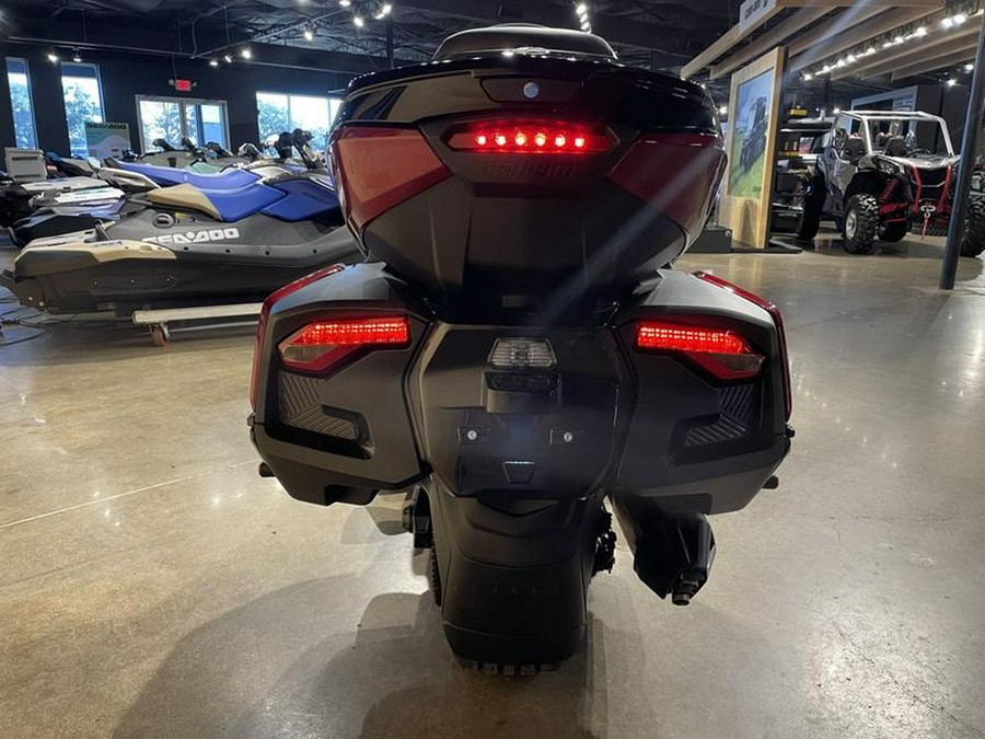 2025 Can-Am® Spyder RT Limited Dark Wheels