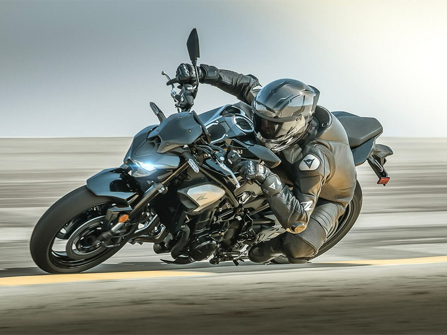 2025 Kawasaki Z900 ABS