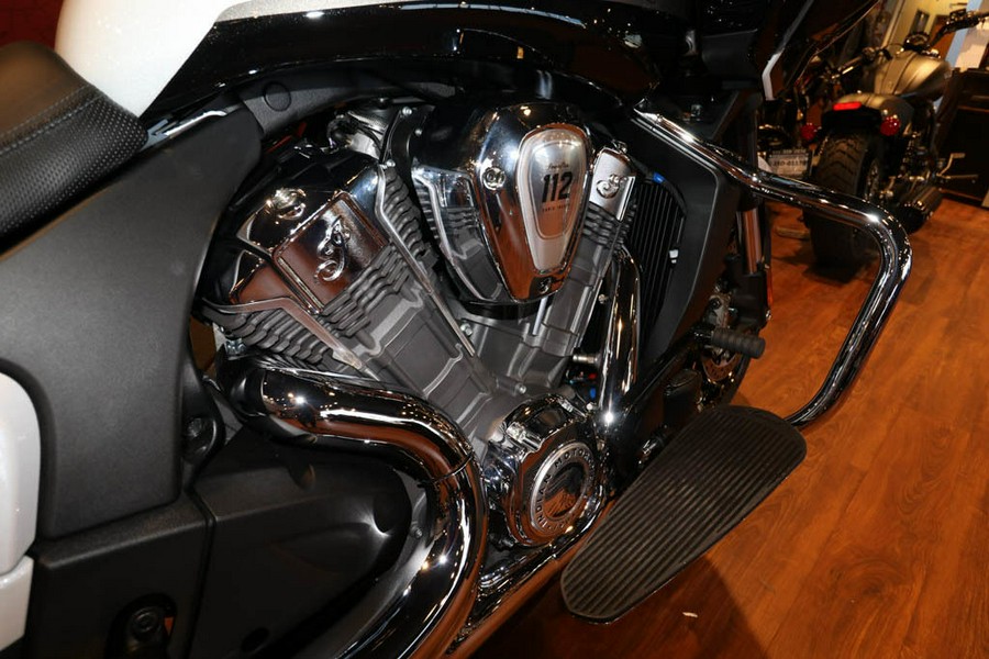 2025 Indian Motorcycle® Challenger® Limited 112 Ghost White Metallic with Black Metallic