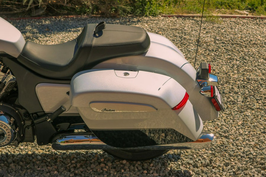 2025 Indian Motorcycle® Challenger® Limited 112 Ghost White Metallic with Black Metallic
