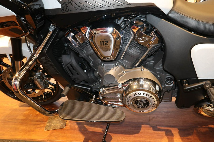 2025 Indian Motorcycle® Challenger® Limited 112 Ghost White Metallic with Black Metallic