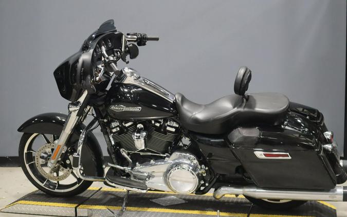 2021 Harley-Davidson Street Glide Vivid Black