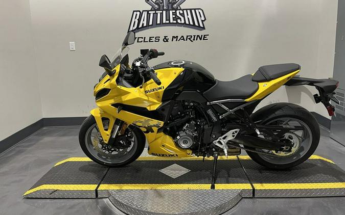2025 Suzuki GSX-8R